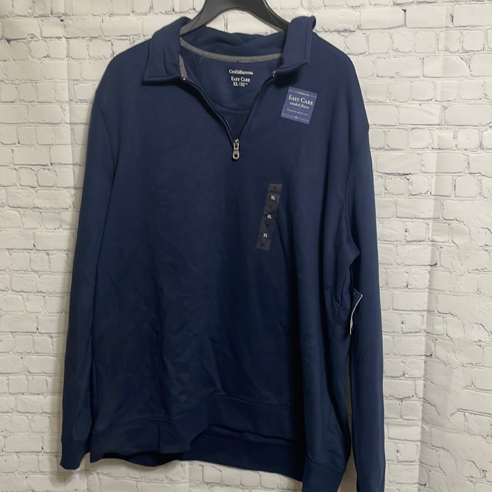 Long sleeve pullover